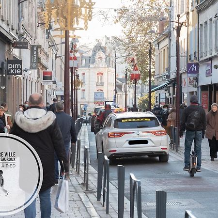 Апартаменты Cote Cour - Gare/Centre, Neuf, Clim Шатору Экстерьер фото